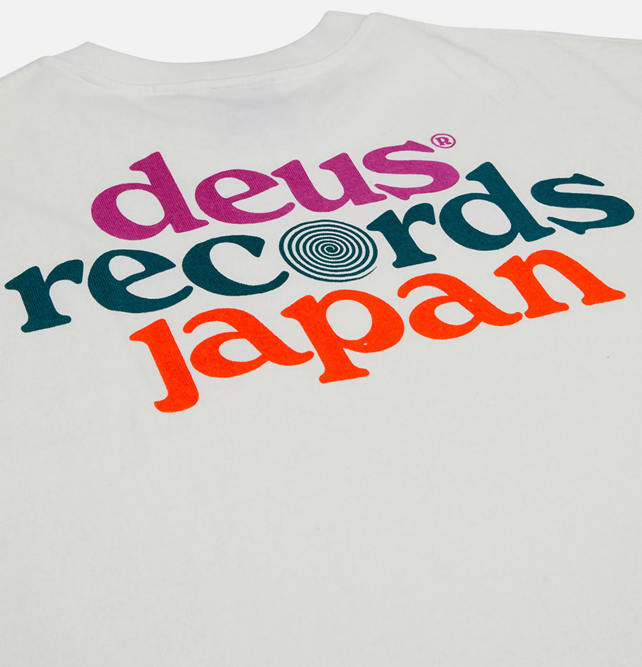 DEUS T-shirts | Strata Tee Vintage White