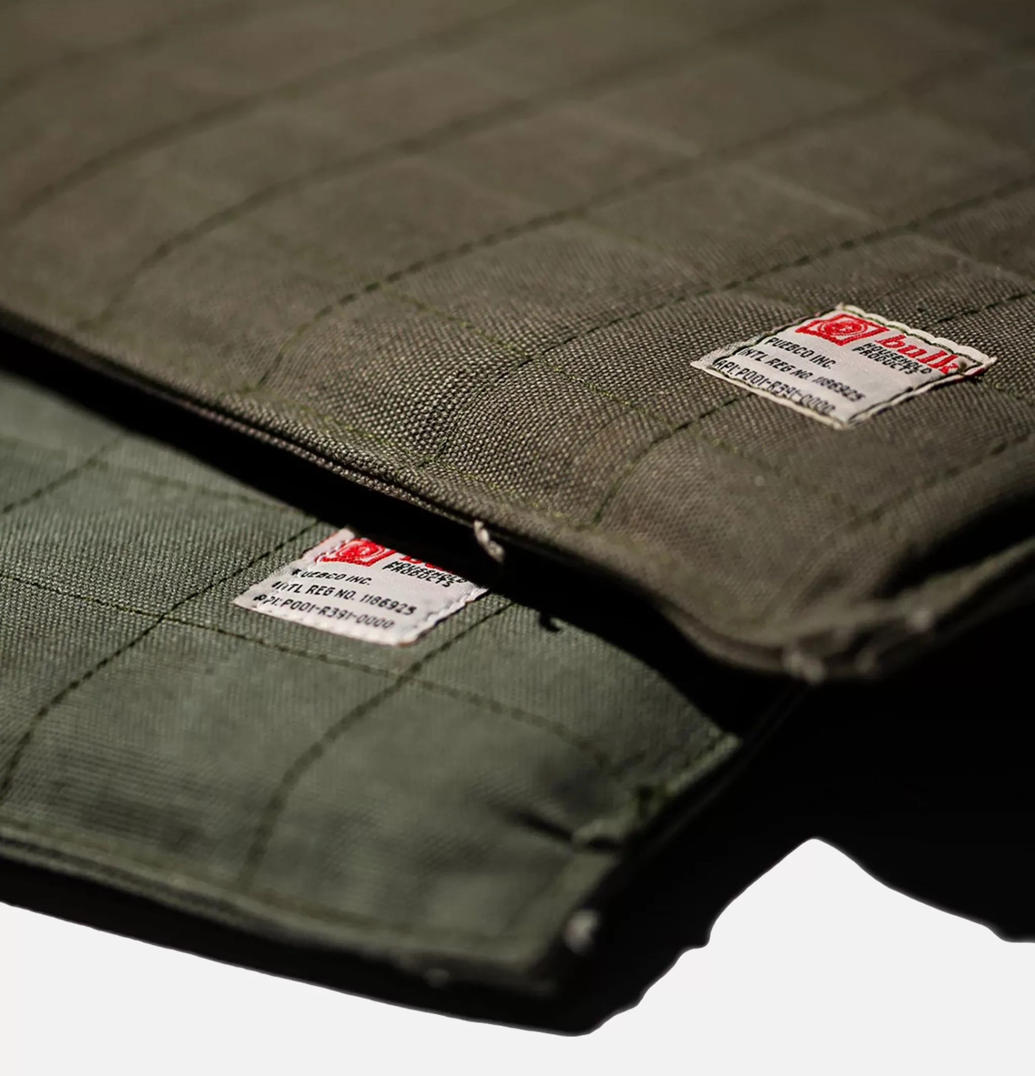 PUEBCO Maison | Vintage Tent Seat Cushion Vert